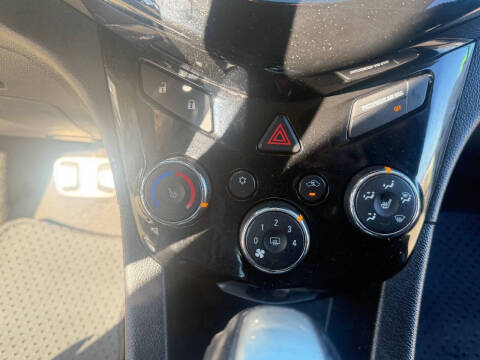 2015 Chevrolet Sonic RS Auto