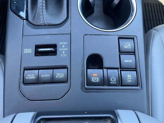 2023 Toyota Highlander 27