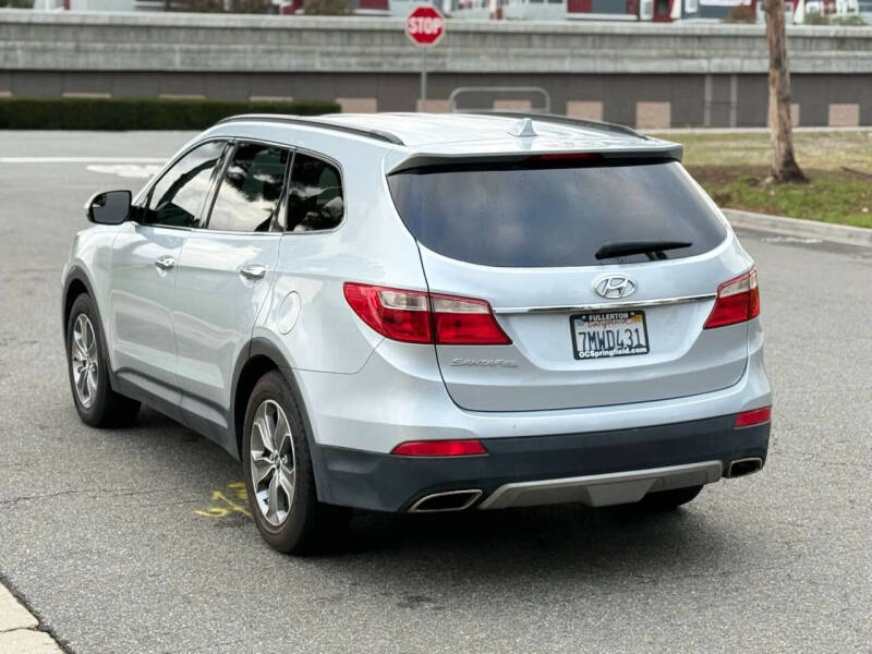 2016 Hyundai Santa Fe SE