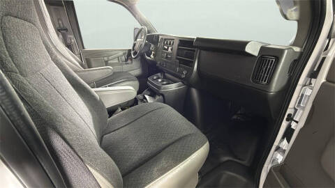 2024 Chevrolet Express 2500