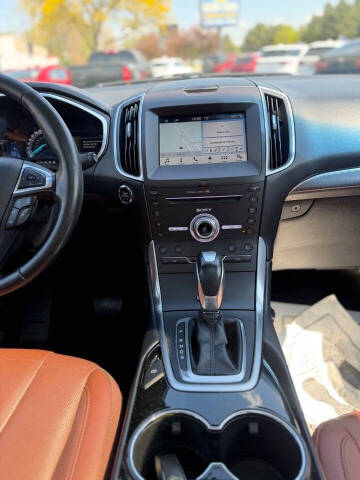2017 Ford Edge Titanium
