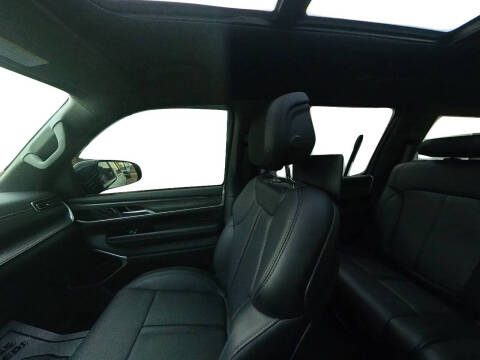 2024 Jeep Wagoneer Series III