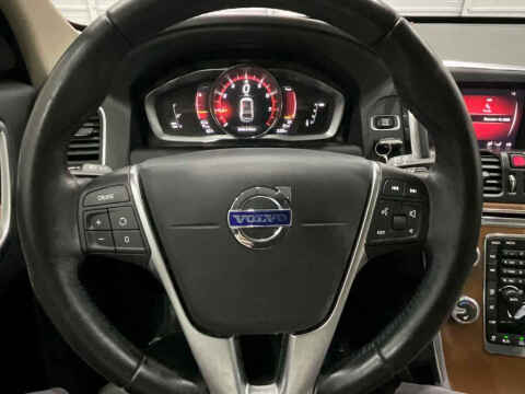 2017 Volvo XC60 T5 Inscription