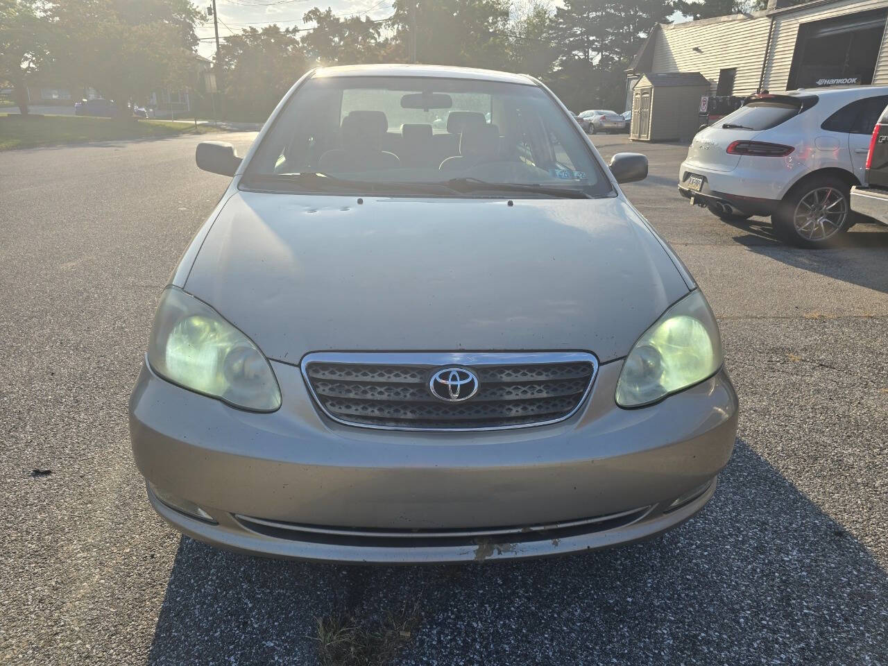 2007 Toyota Corolla for sale at QUEENSGATE AUTO SALES in York, PA