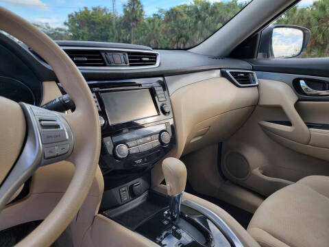 2015 Nissan Rogue SV