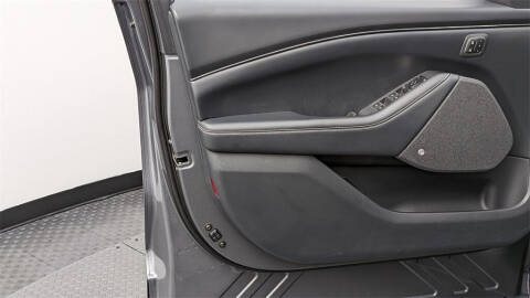 2021 Ford Mustang Mach-E Premium