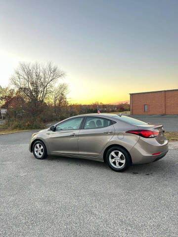 2014 Hyundai Elantra SE