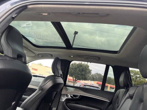 2024 Volvo XC90 Recharge T8 Ultimate Bright Theme 7P