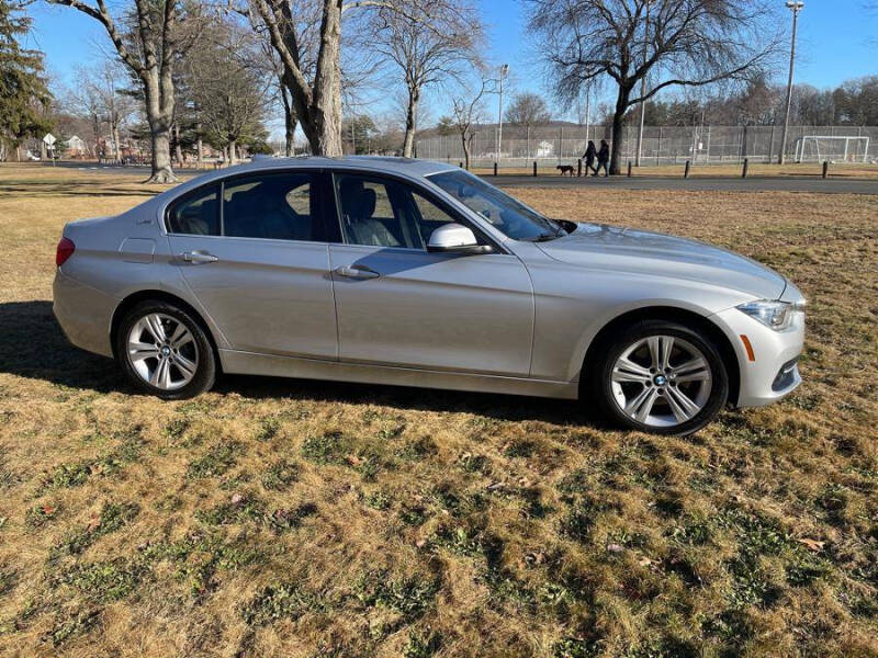 2017 BMW 3 Series 330e iPerformance