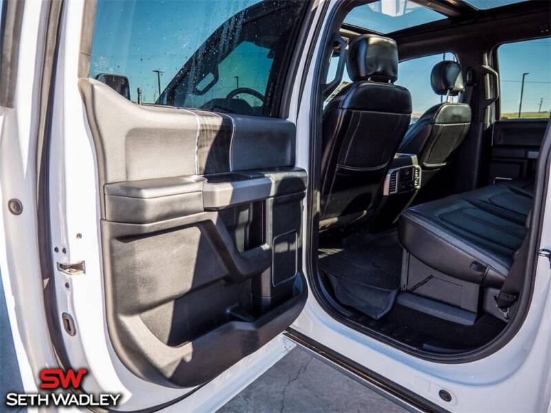 2019 Ford F-250 Super Duty Platinum photo 30