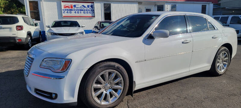 2014 Chrysler 300 for sale at I Car Company Inc. in Pontiac MI