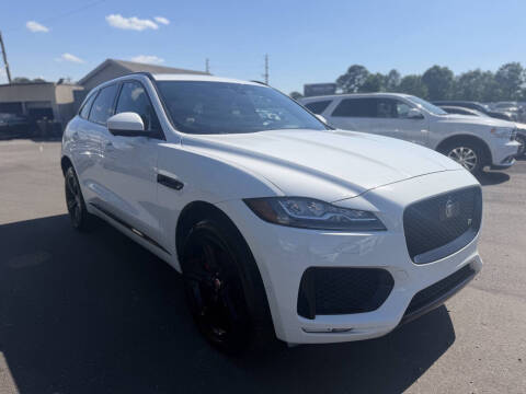 2018 Jaguar F-PACE S