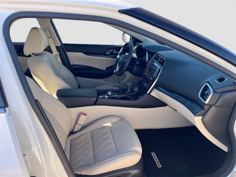 2023 Nissan Maxima 3.5 Platinum