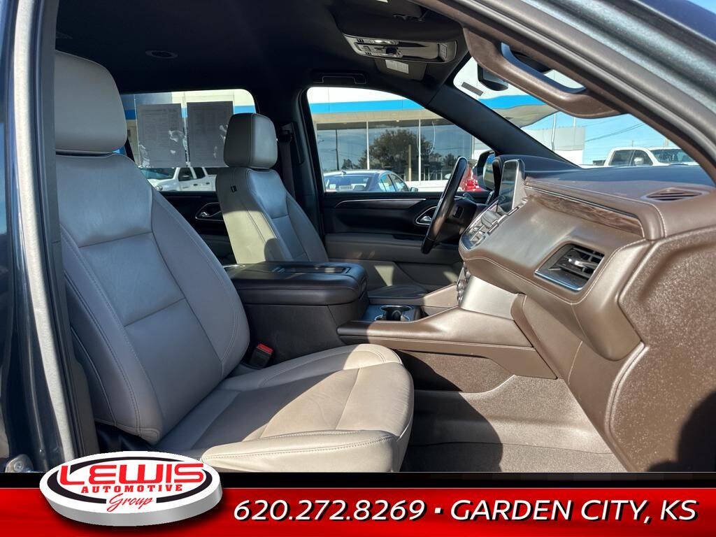 2021 Chevrolet Suburban for sale at Lewis Chevrolet of Garden City in Garden City, KS