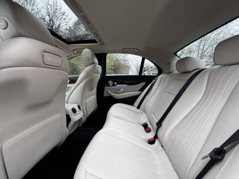 2019 Mercedes-Benz E-Class E 300