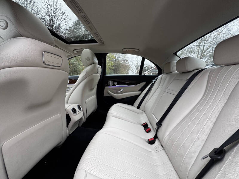 2019 Mercedes-Benz E-Class E 300