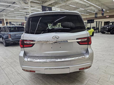 2021 Infiniti QX80 Luxe