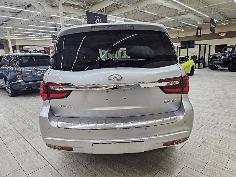 2021 Infiniti QX80 Luxe