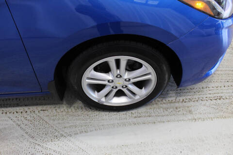 2017 Chevrolet Cruze LT Auto