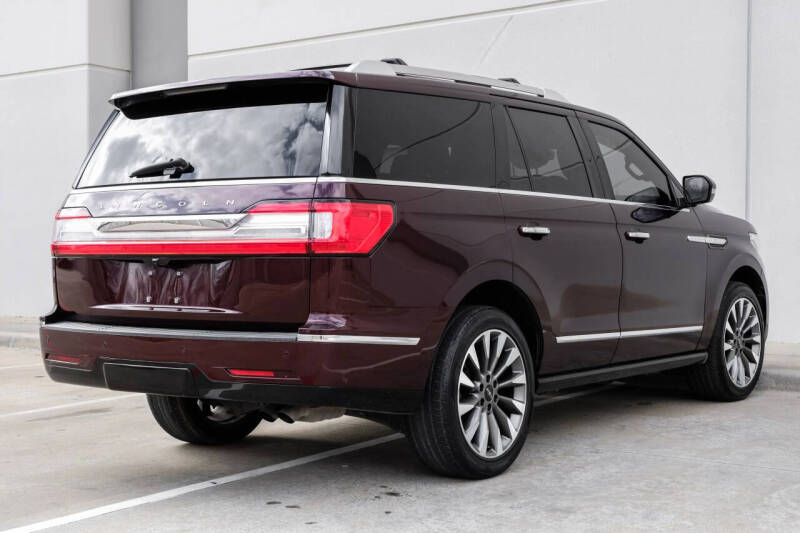 2019 Lincoln Navigator Select