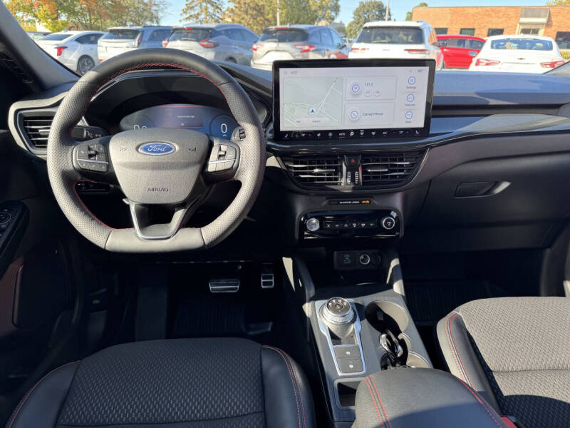 2023 Ford Escape ST-Line Elite