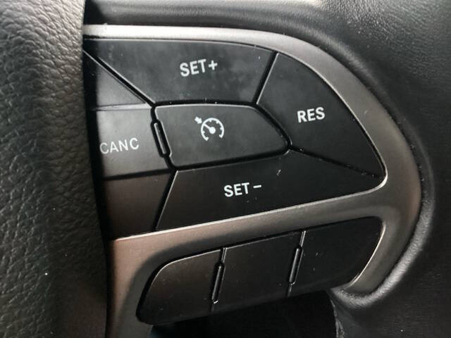 2020 Jeep Grand Cherokee Laredo E