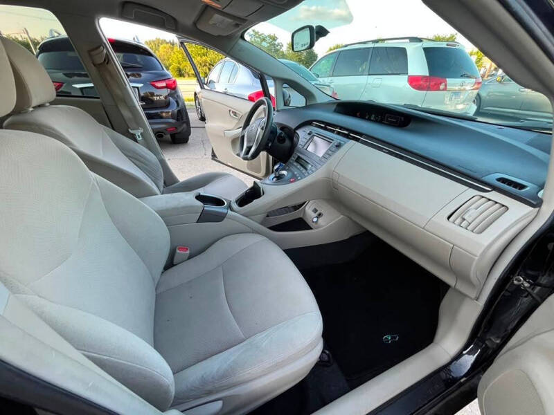 2014 Toyota Prius Three