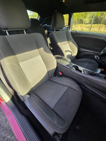 2020 Dodge Challenger SXT