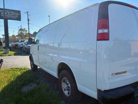 2018 Chevrolet Express 2500