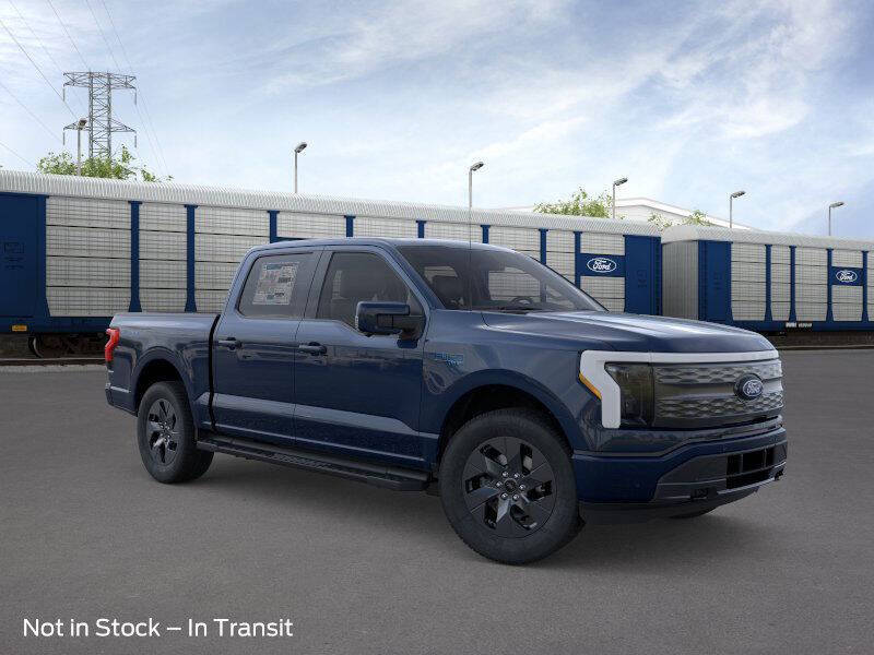 2025 Ford F-150 Lightning Lariat