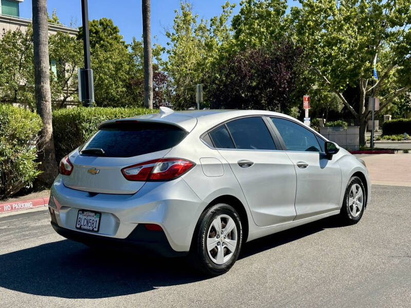 2017 Chevrolet Cruze LT Auto