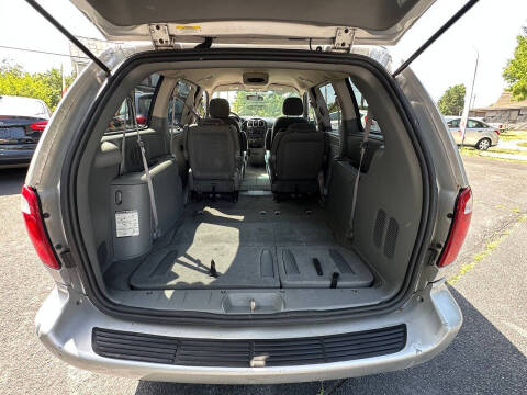2006 Dodge Grand Caravan SE