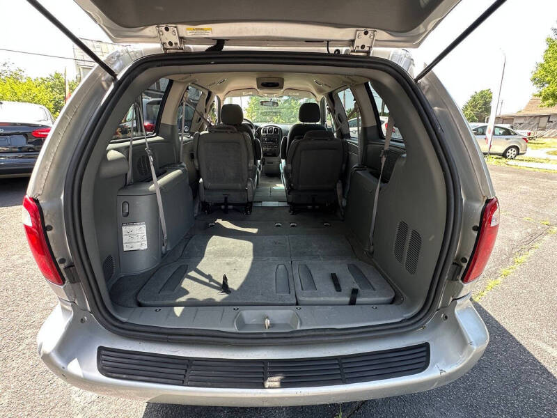 2006 Dodge Grand Caravan SE