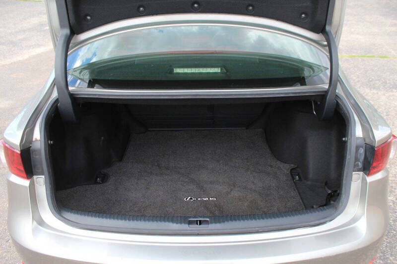 2016 Lexus IS 300