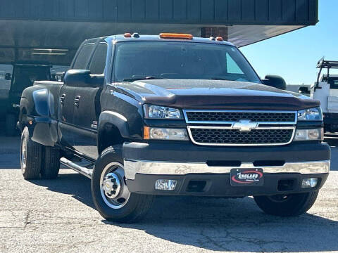 2005 Chevrolet Silverado 3500 for sale at Jeff England Motor Company in Cleburne TX