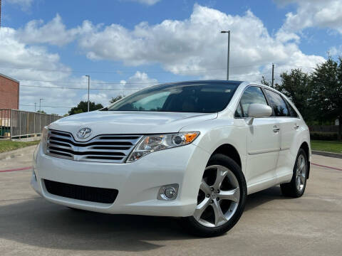 2009 Toyota Venza for sale at AUTO DIRECT in Houston TX