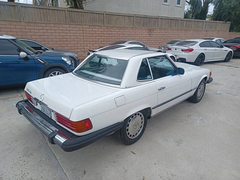 1984 Mercedes-Benz 380-Class 380 SL