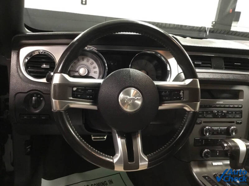 2012 Ford Mustang V6 Premium