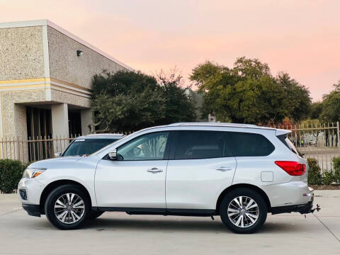 2018 Nissan Pathfinder S