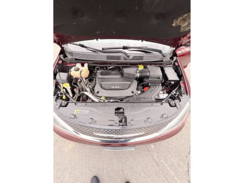 2017 Chrysler Pacifica Touring Plus