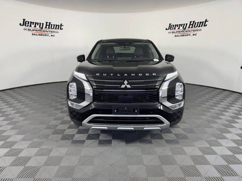 2022 Mitsubishi Outlander SE