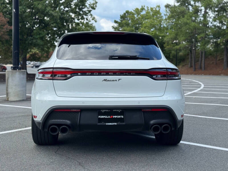 2023 Porsche Macan T