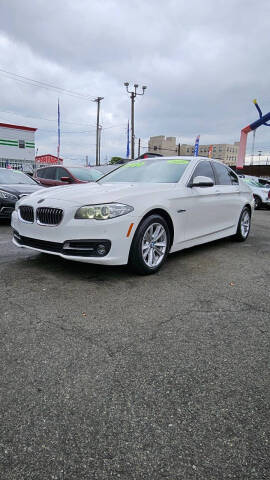 2016 BMW 5 Series 528i