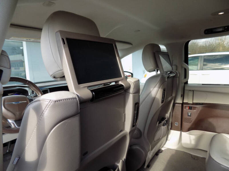 2017 Chrysler Pacifica Touring-L Plus