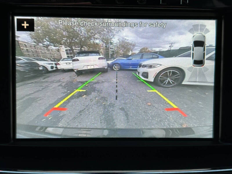 2018 Lincoln Continental Select