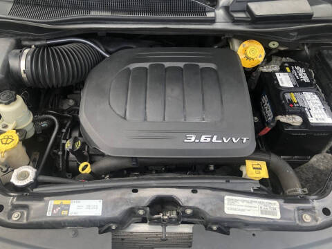 2015 Chrysler Town and Country Touring-L