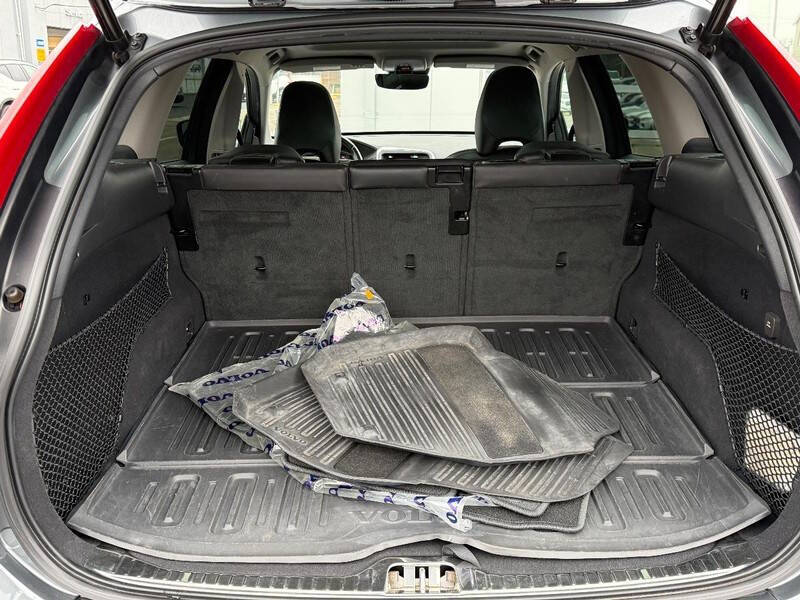 2017 Volvo XC60 T6 Dynamic