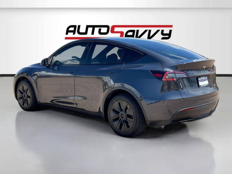 2025 Tesla Model Y Long Range