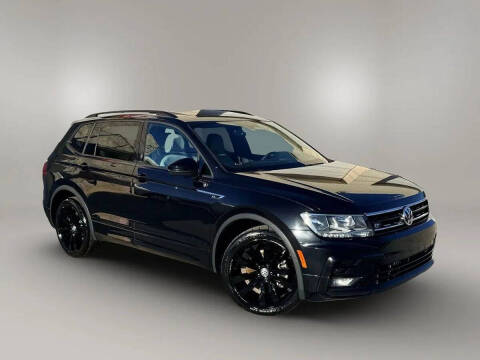 2020 Volkswagen Tiguan SE R-Line Black