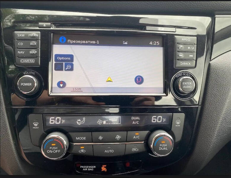 2017 Nissan Pathfinder SV